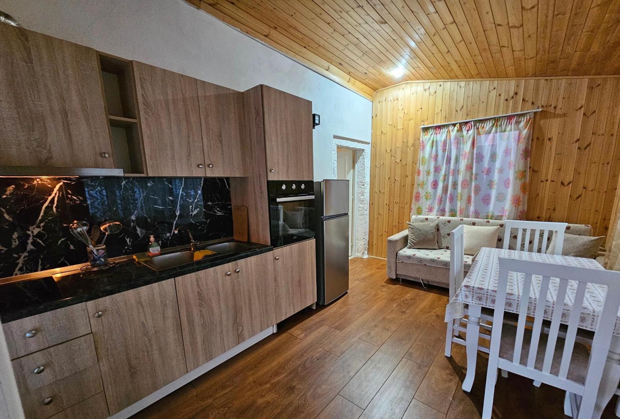 Aeria Rooms Himarë Exterior foto